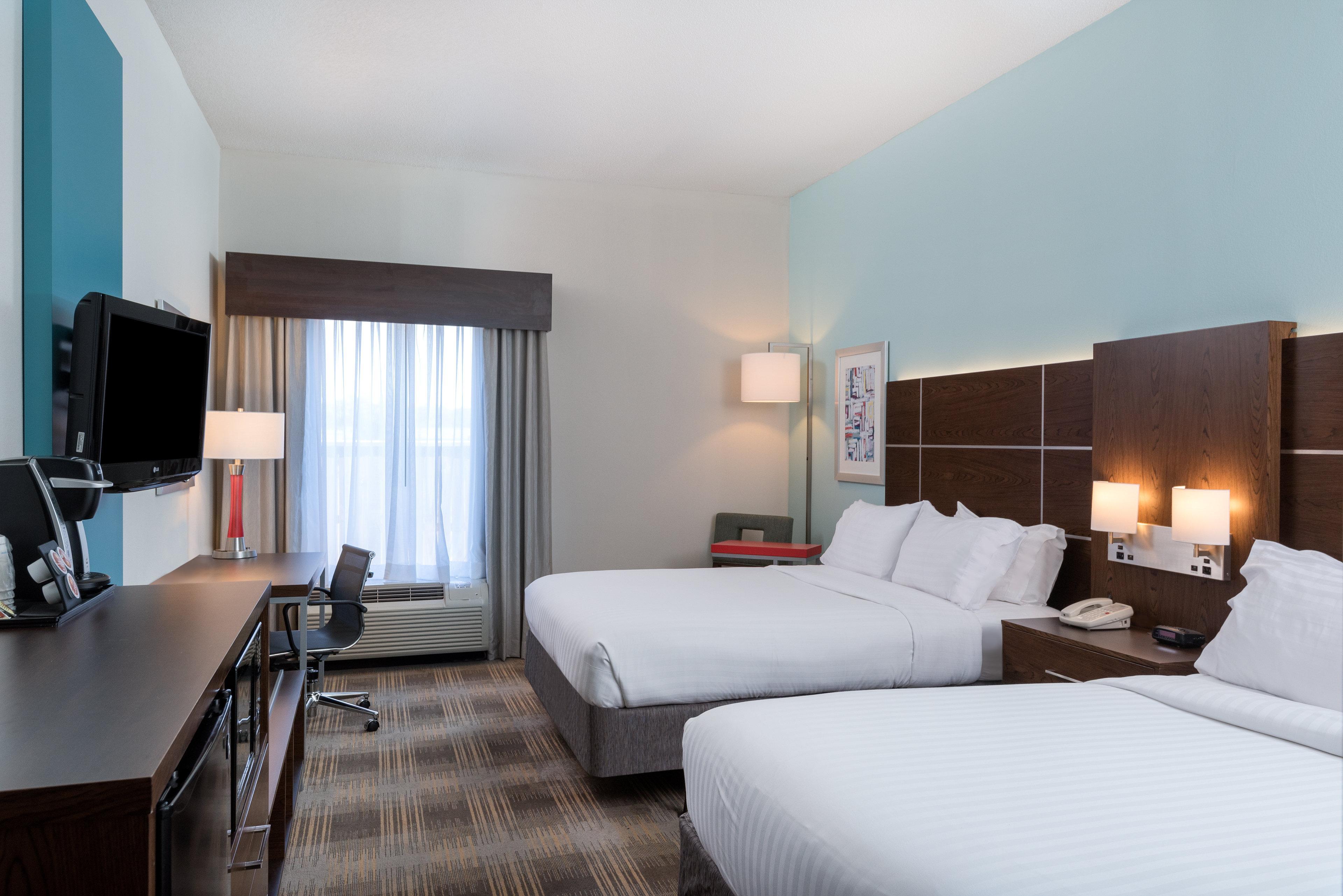 Holiday Inn Express & Suites - Grenada By Ihg Exterior photo