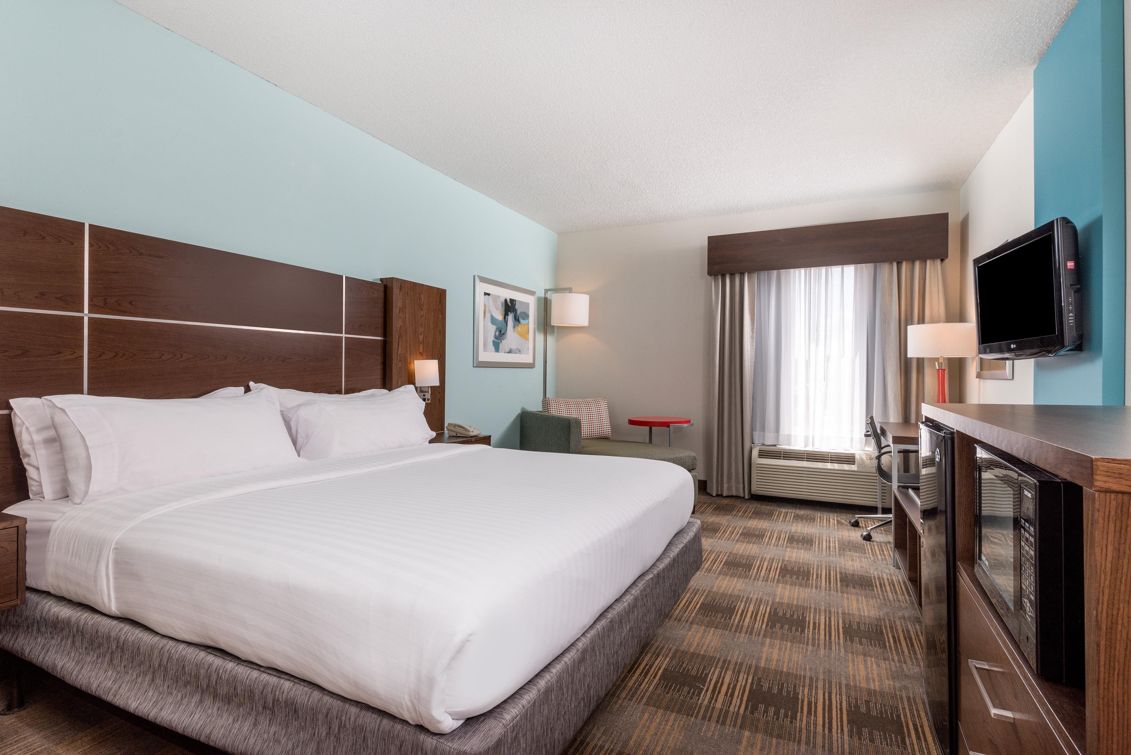 Holiday Inn Express & Suites - Grenada By Ihg Exterior photo