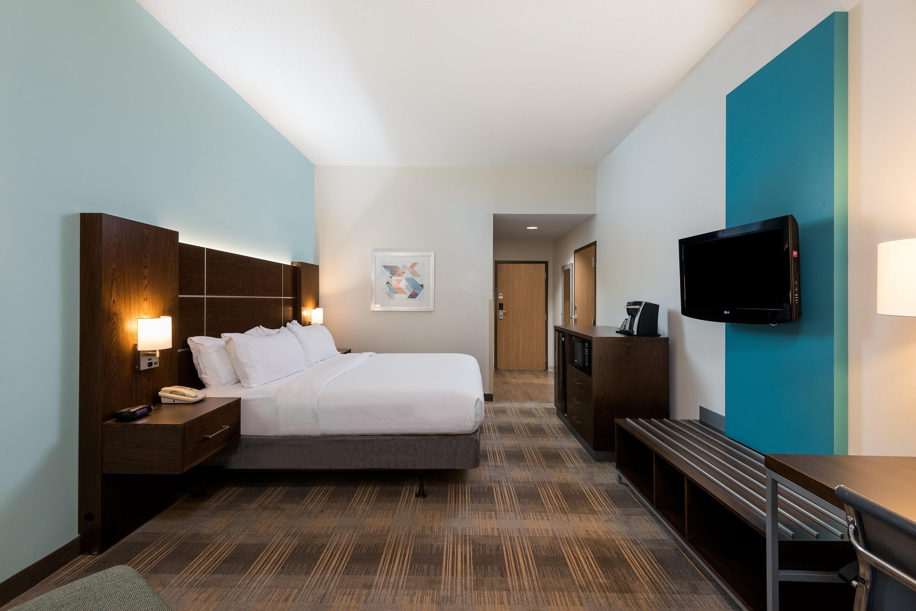 Holiday Inn Express & Suites - Grenada By Ihg Exterior photo