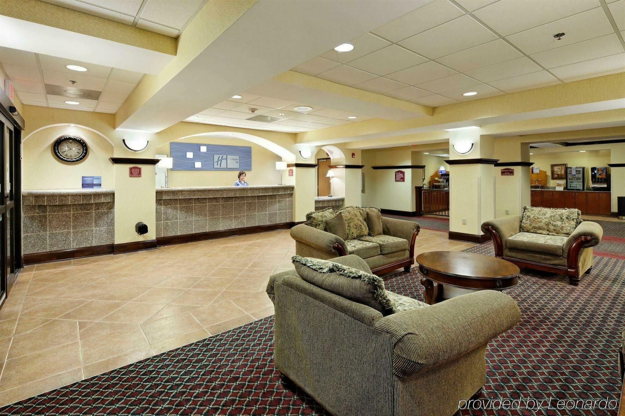 Holiday Inn Express & Suites - Grenada By Ihg Interior photo